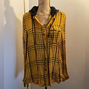 No Boundaries Yellow and Black Plaid Hooded Shirt